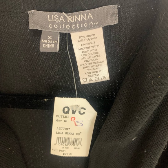 Lisa Rinna black jumpsuit - Picture 2 of 3